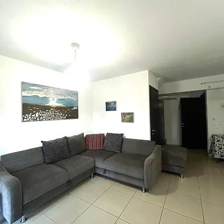 White Paradise * Palaiontsiflikion